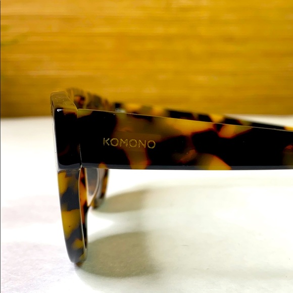 Komono Women’s Dreyfuss Tortoise Demi Sunglasses main image 5